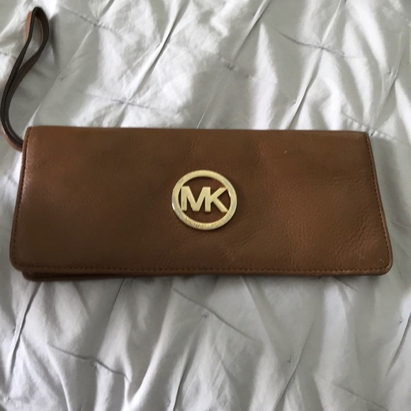 Michael Kors Handbags - Authentic Michael Kors brown leather wristlet